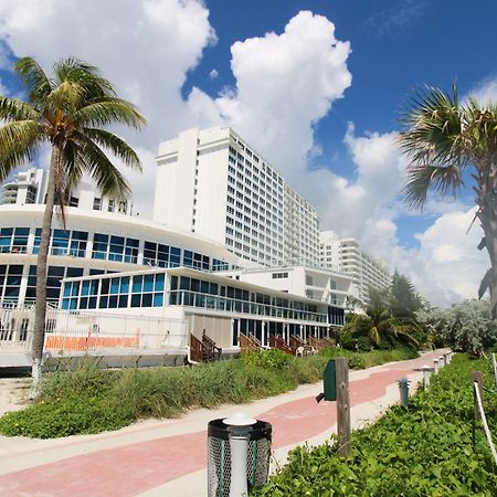 Castle 828 Oceanfront View With Balcony, Pool, Tennis, Beach Access And Free Parking! Miami Beach Extérieur photo