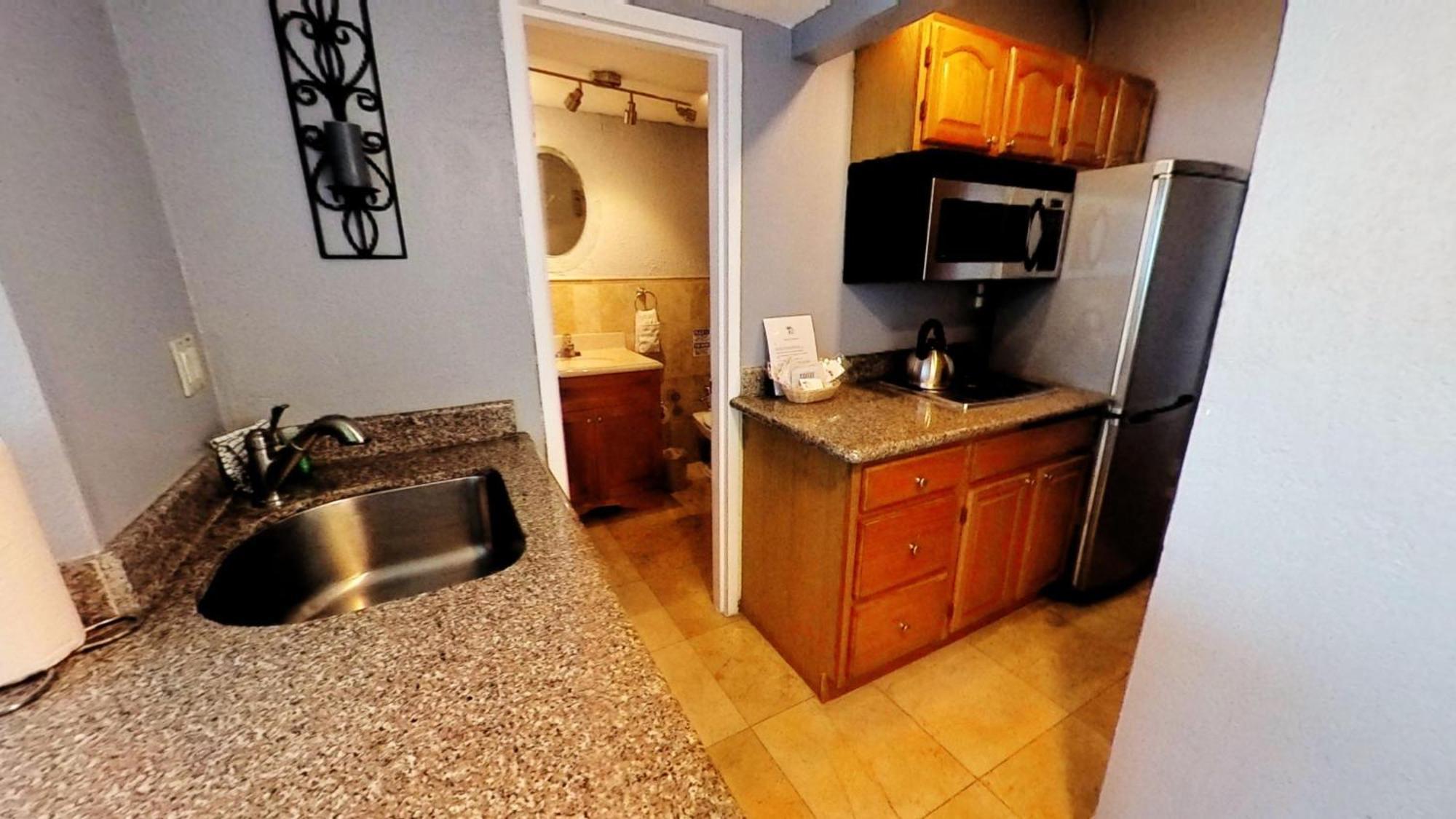 Castle 828 Oceanfront View With Balcony, Pool, Tennis, Beach Access And Free Parking! Miami Beach Extérieur photo