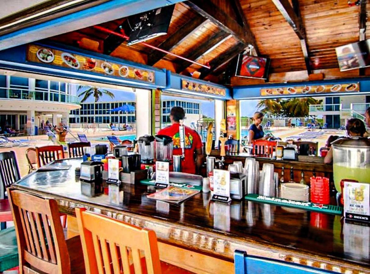 Castle 828 Oceanfront View With Balcony, Pool, Tennis, Beach Access And Free Parking! Miami Beach Extérieur photo